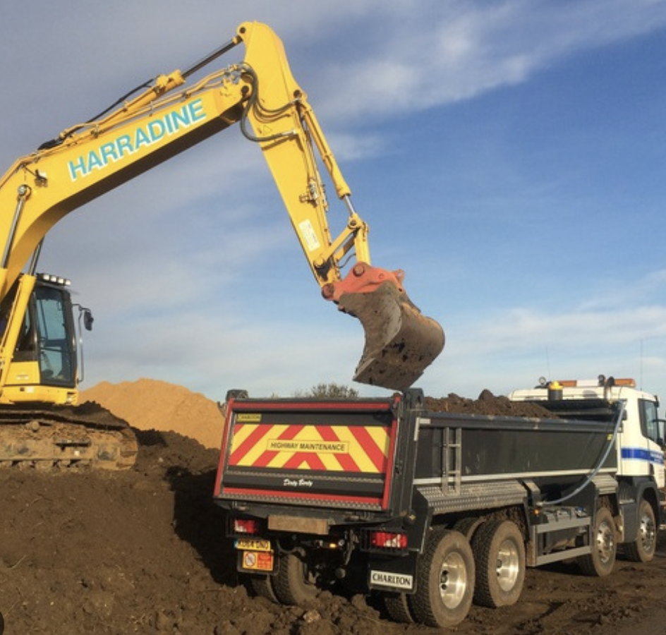 muck-away-vanir-grab-hire railway safety training